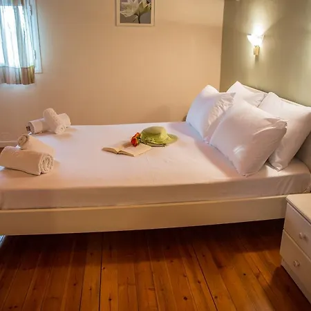 Iliana Villas شقة