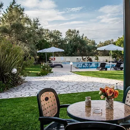 Iliana Villas شقة